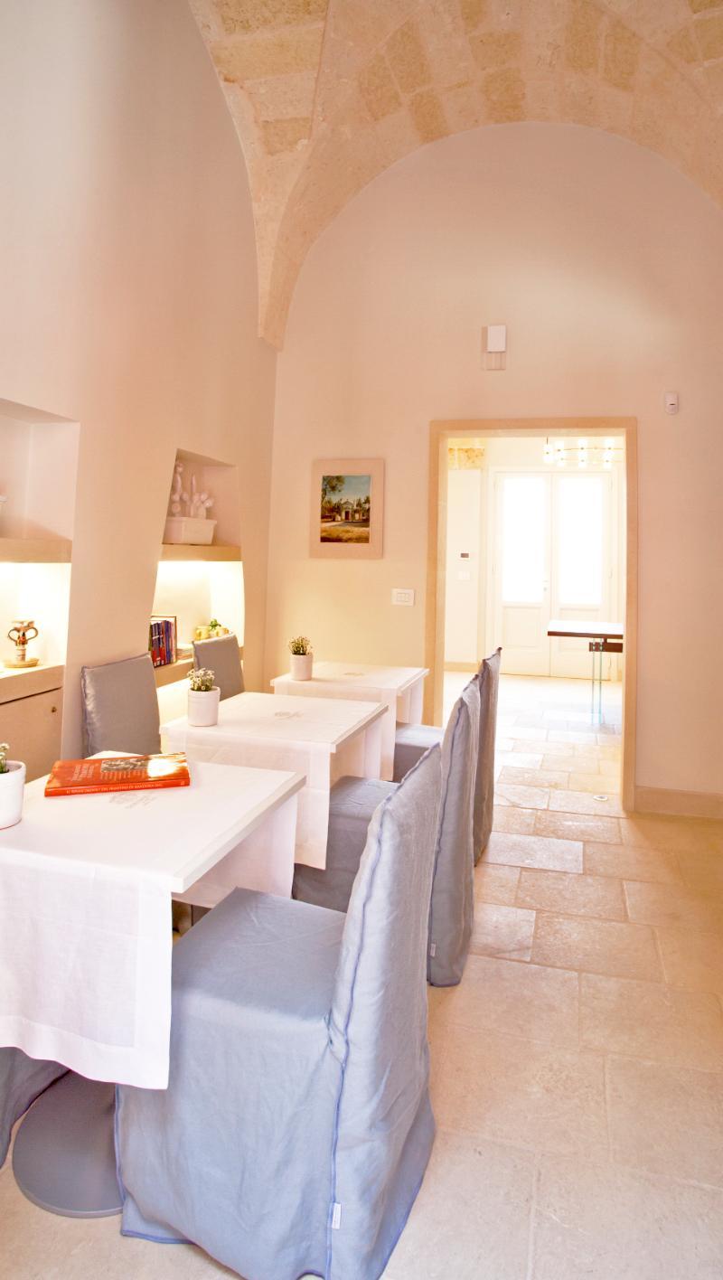 Donnenzo Bed & Breakfast Latiano Bagian luar foto